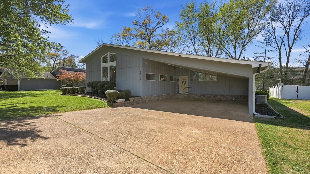 1278 Village Green Drive - Photo 1