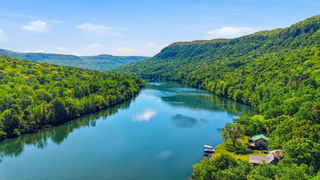 https://bt-photos.global.ssl.fastly.net/chattanooga/1280_boomver_1_1532934-2.jpg