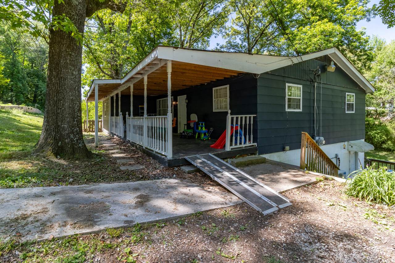 435 Montclair Drive - Photo 1
