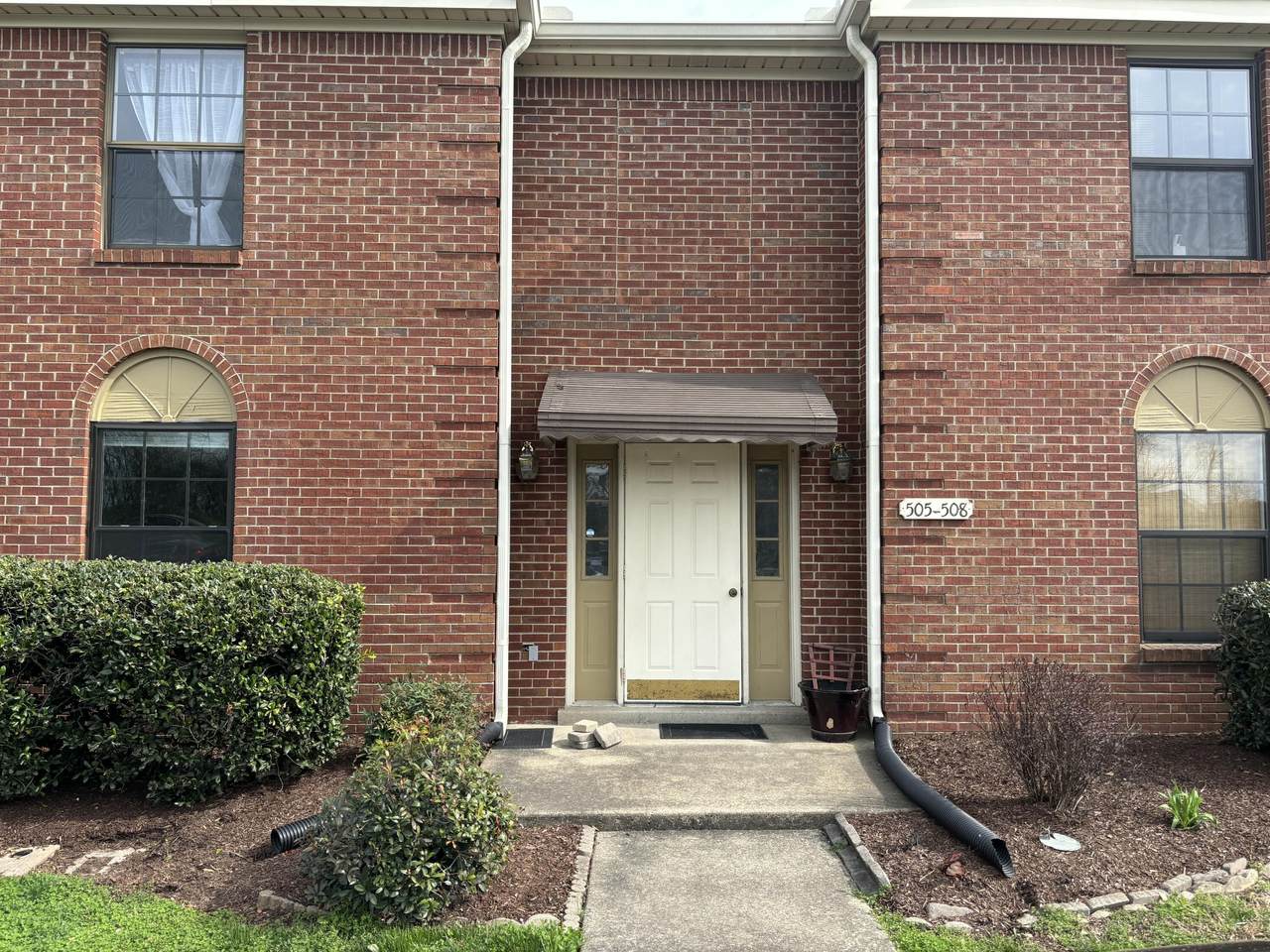 505-505 Chandler Place - Photo 1