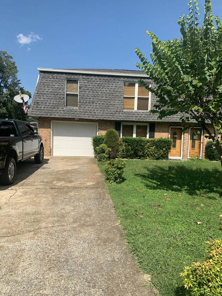 215 Baxter - Photo 1