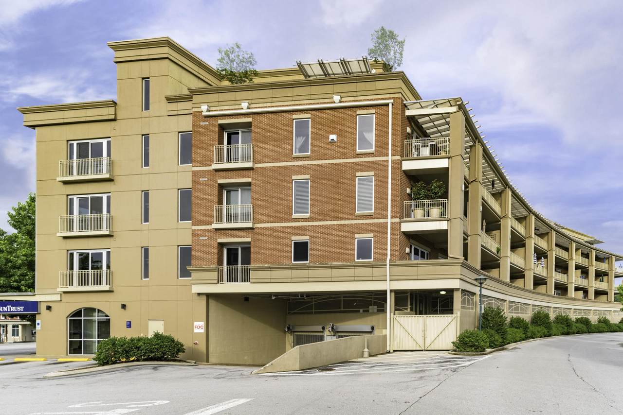 4-421 Cherokee Boulevard - Photo 1