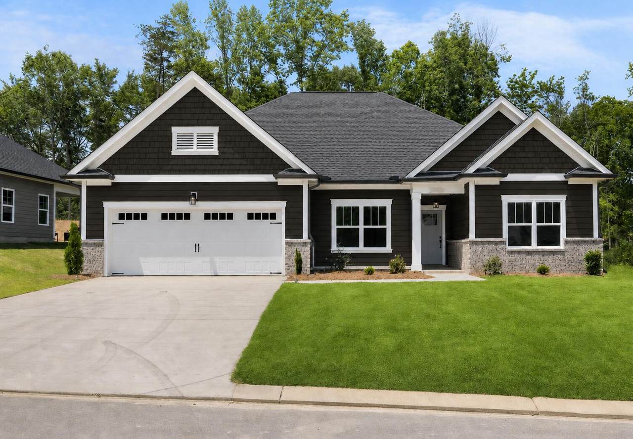 196-18 Winchester Drive - Photo 1