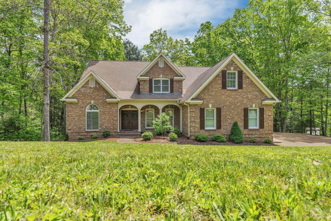 308 Creekshire Drive - Photo 1