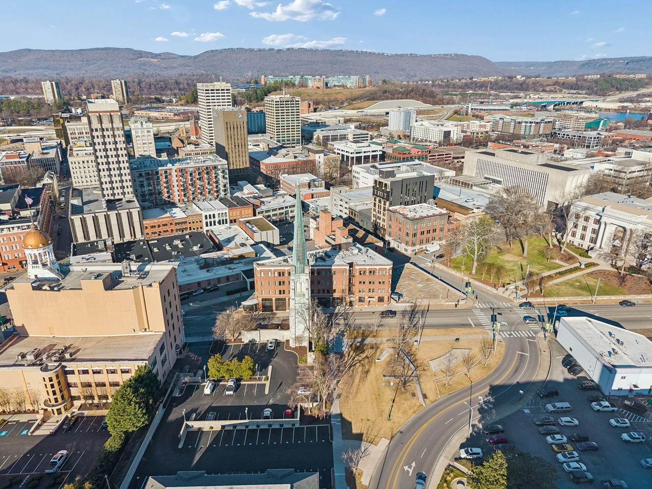 https://bt-photos.global.ssl.fastly.net/chattanooga/1280_boomver_1_1534233-2.jpg