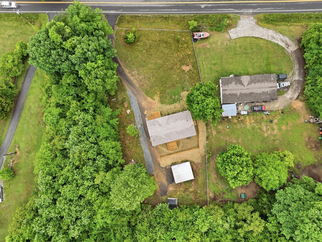 1301 River Road - Photo 1