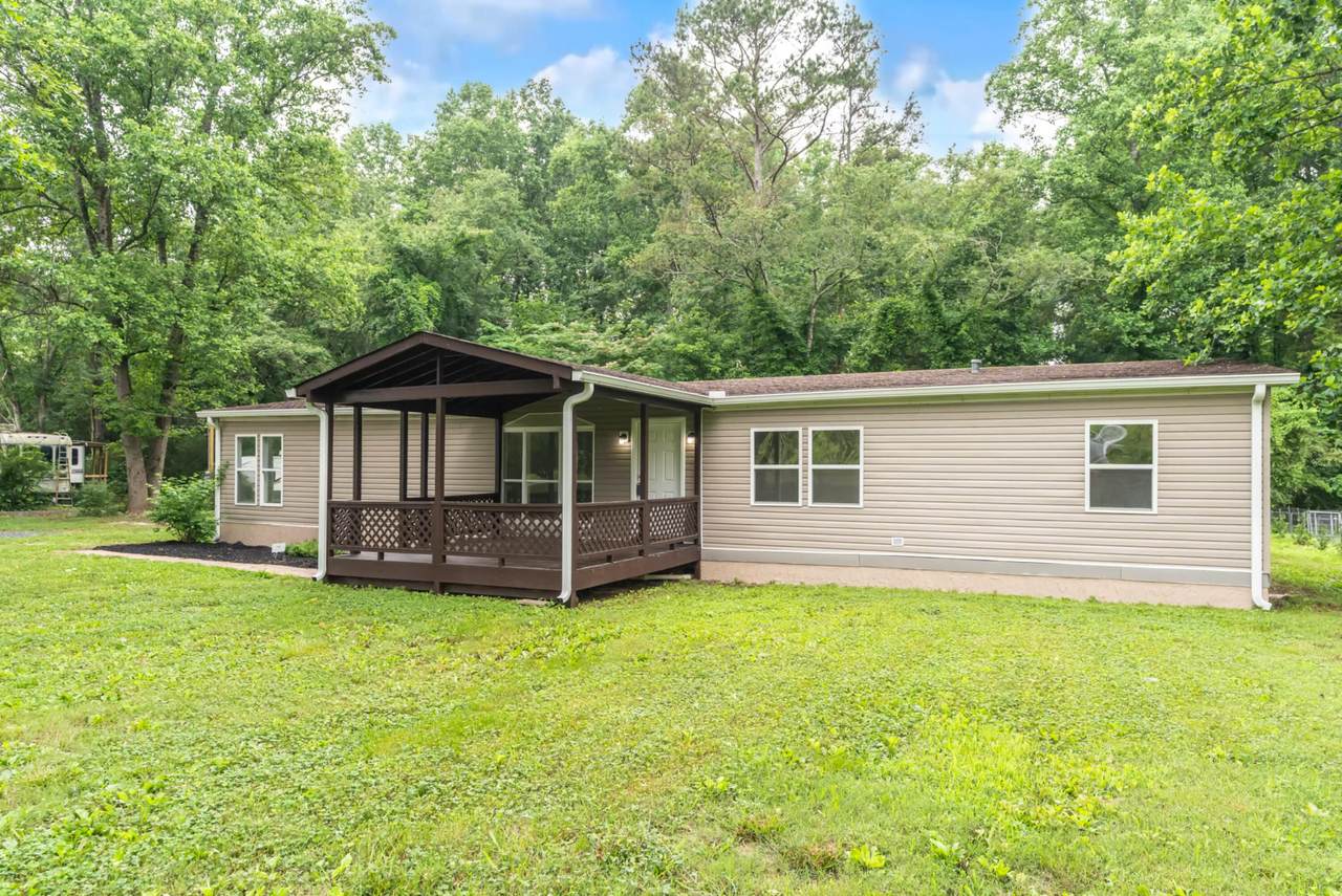 161 Lake Forest Drive - Photo 1