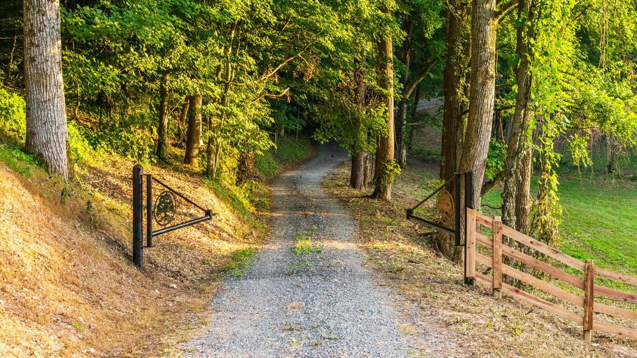 https://bt-photos.global.ssl.fastly.net/chattanooga/1280_boomver_1_1538996-2.jpg