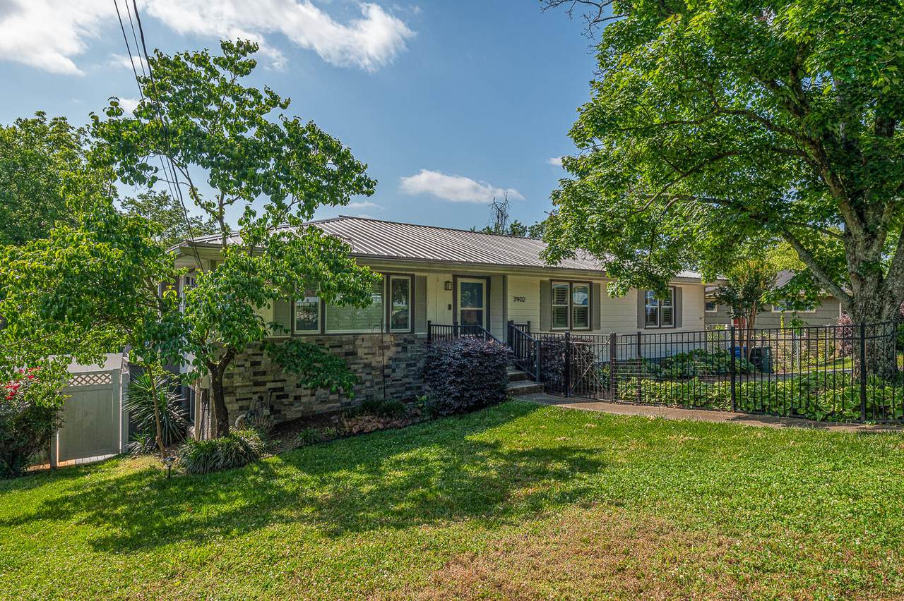 3902 Laird Lane - Photo 1