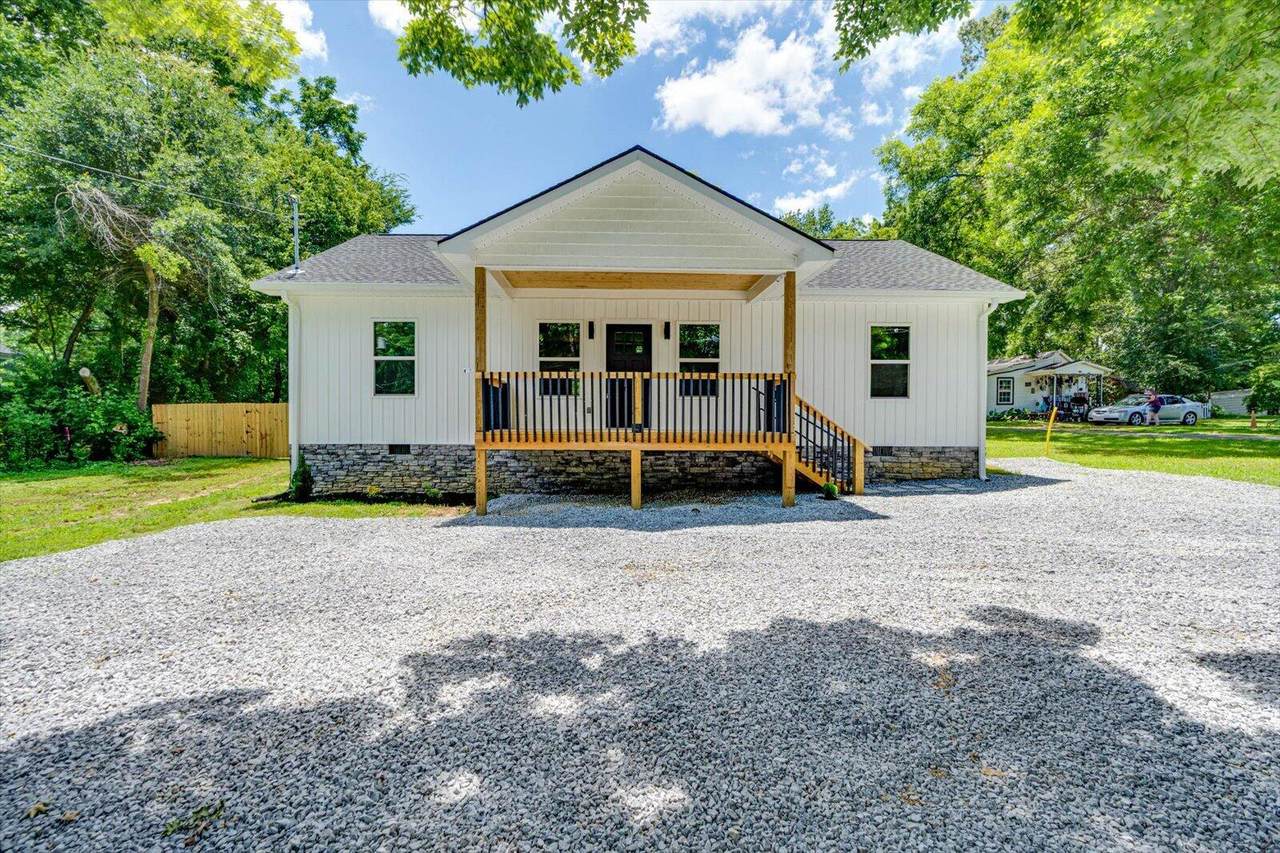 701 Spencer Street - Photo 1