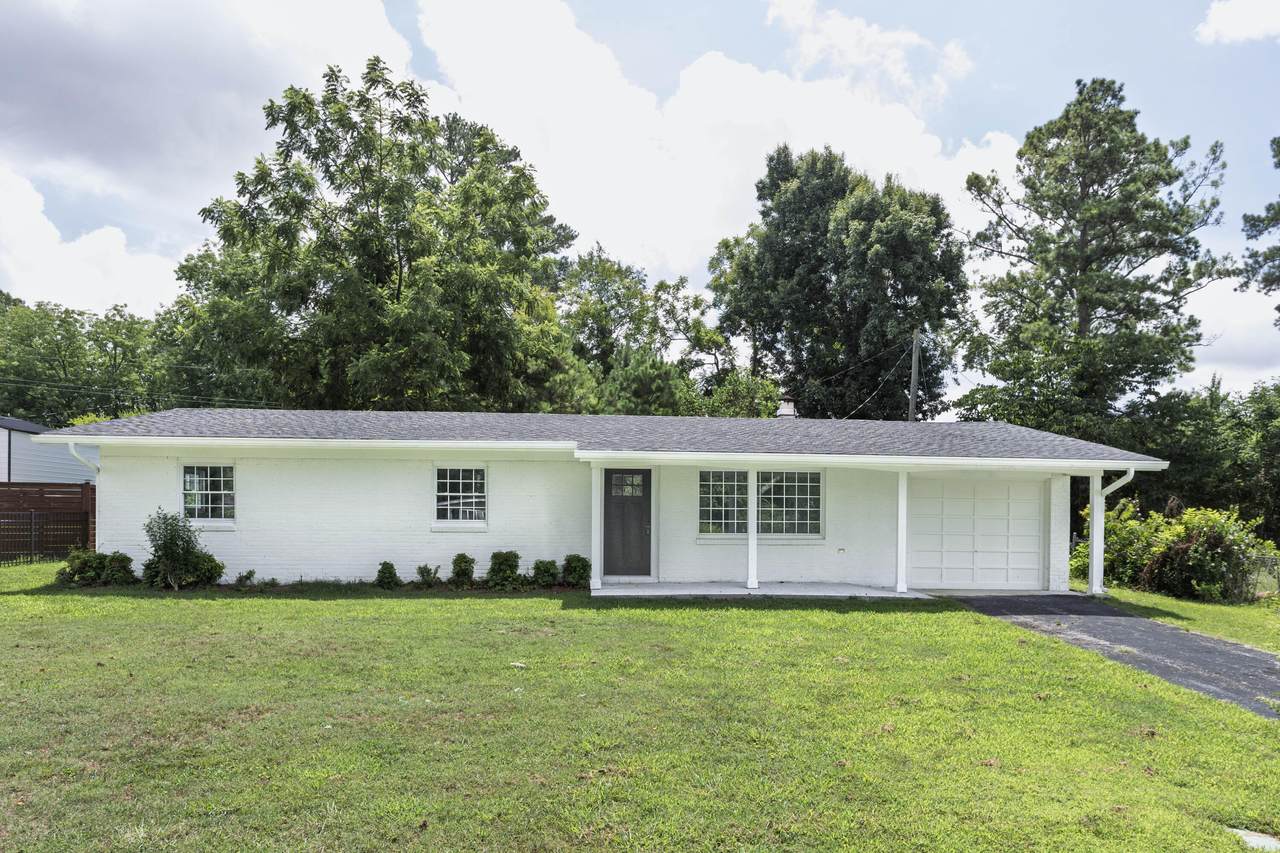 1606 Redwood Drive - Photo 1