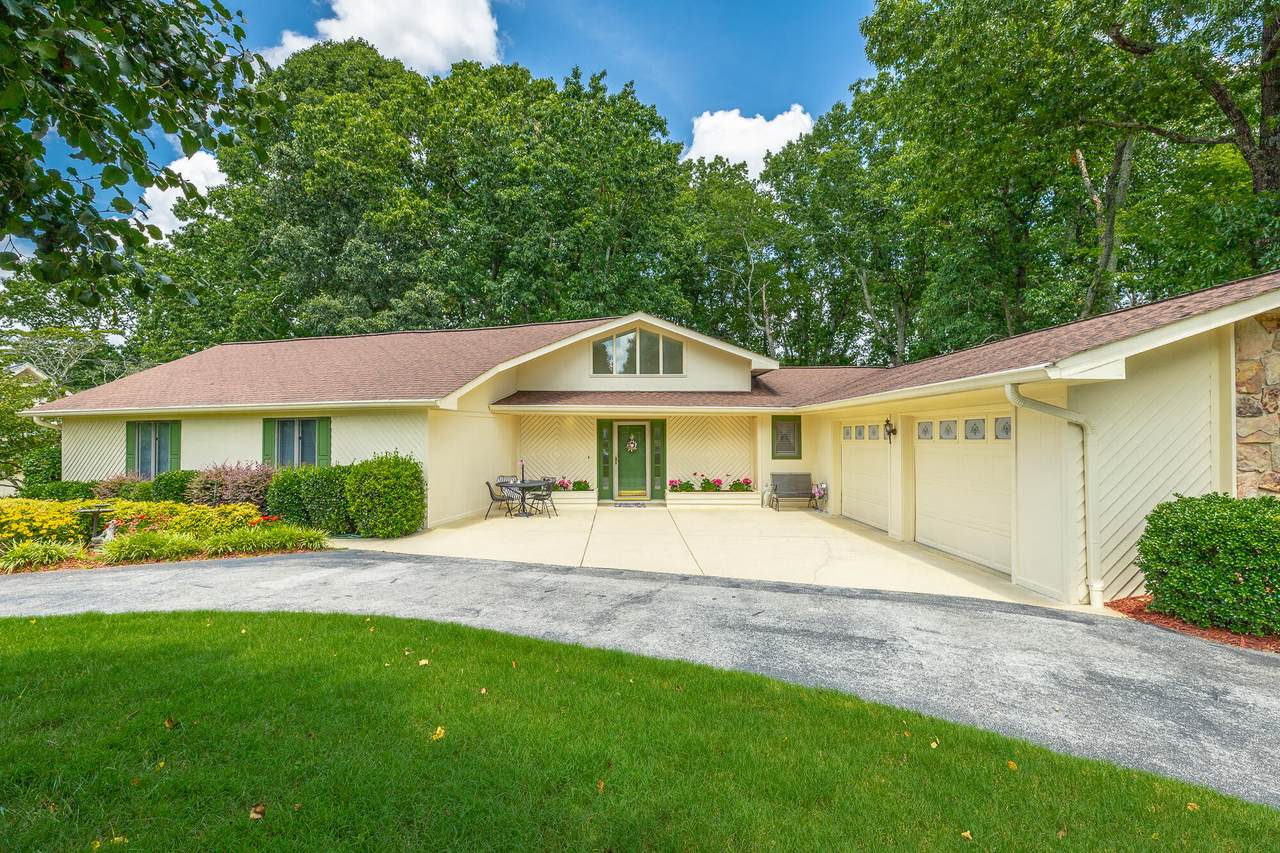 6422 Lake Shadows Circle - Photo 1