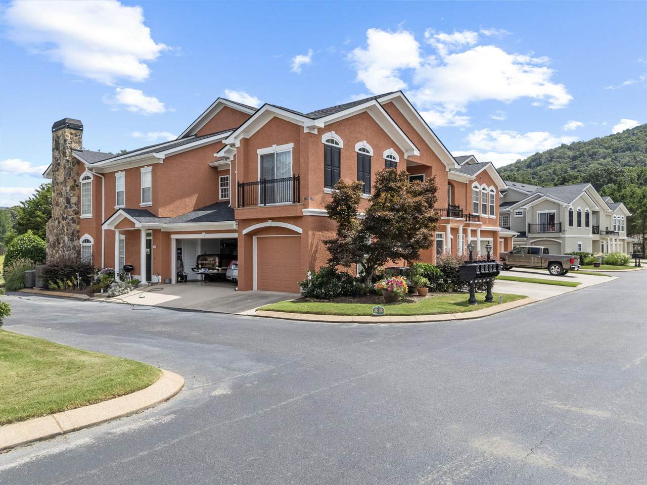 1111 Renaissance Court - Photo 1