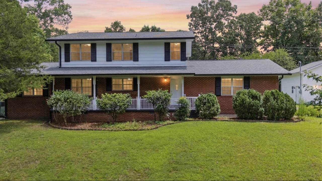5037 Montcrest Drive - Photo 1