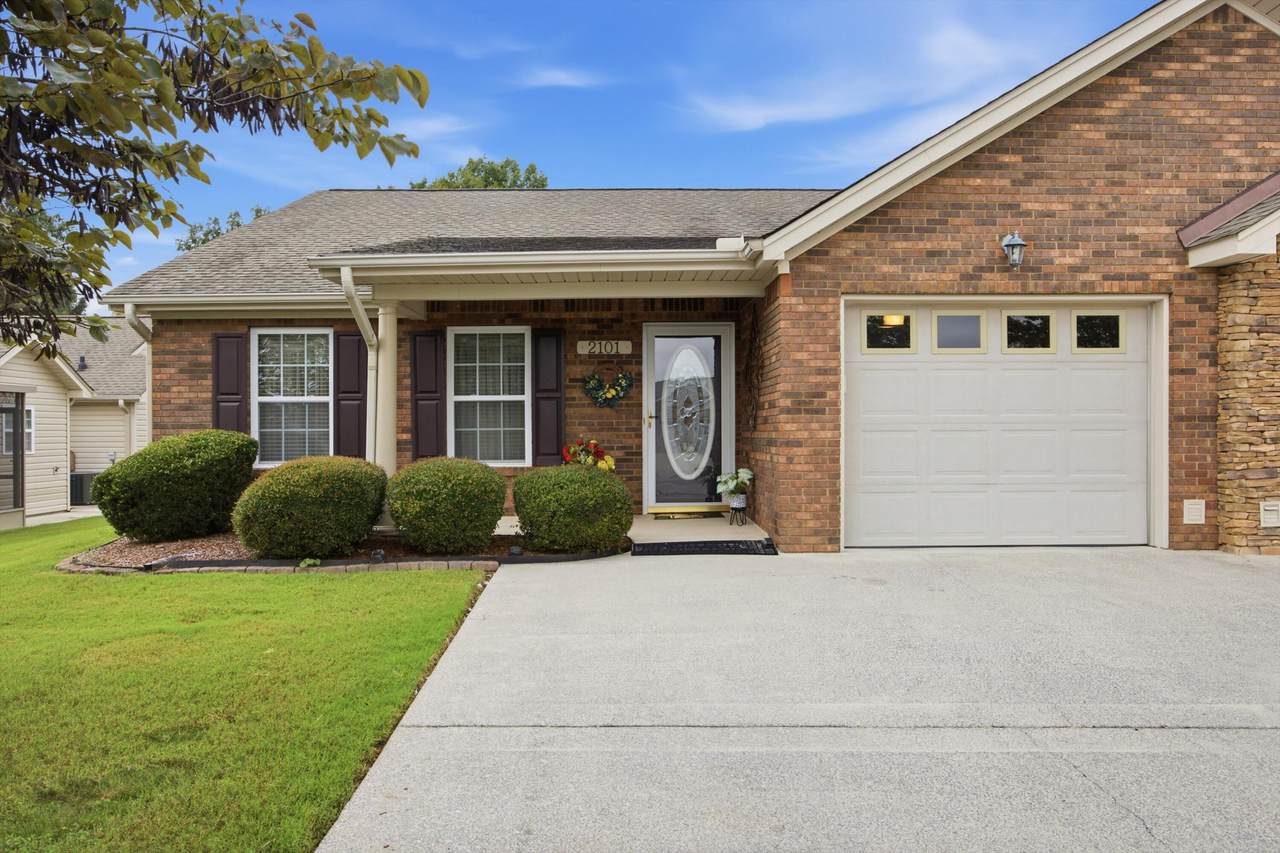 2101 Applebrook Drive - Photo 1