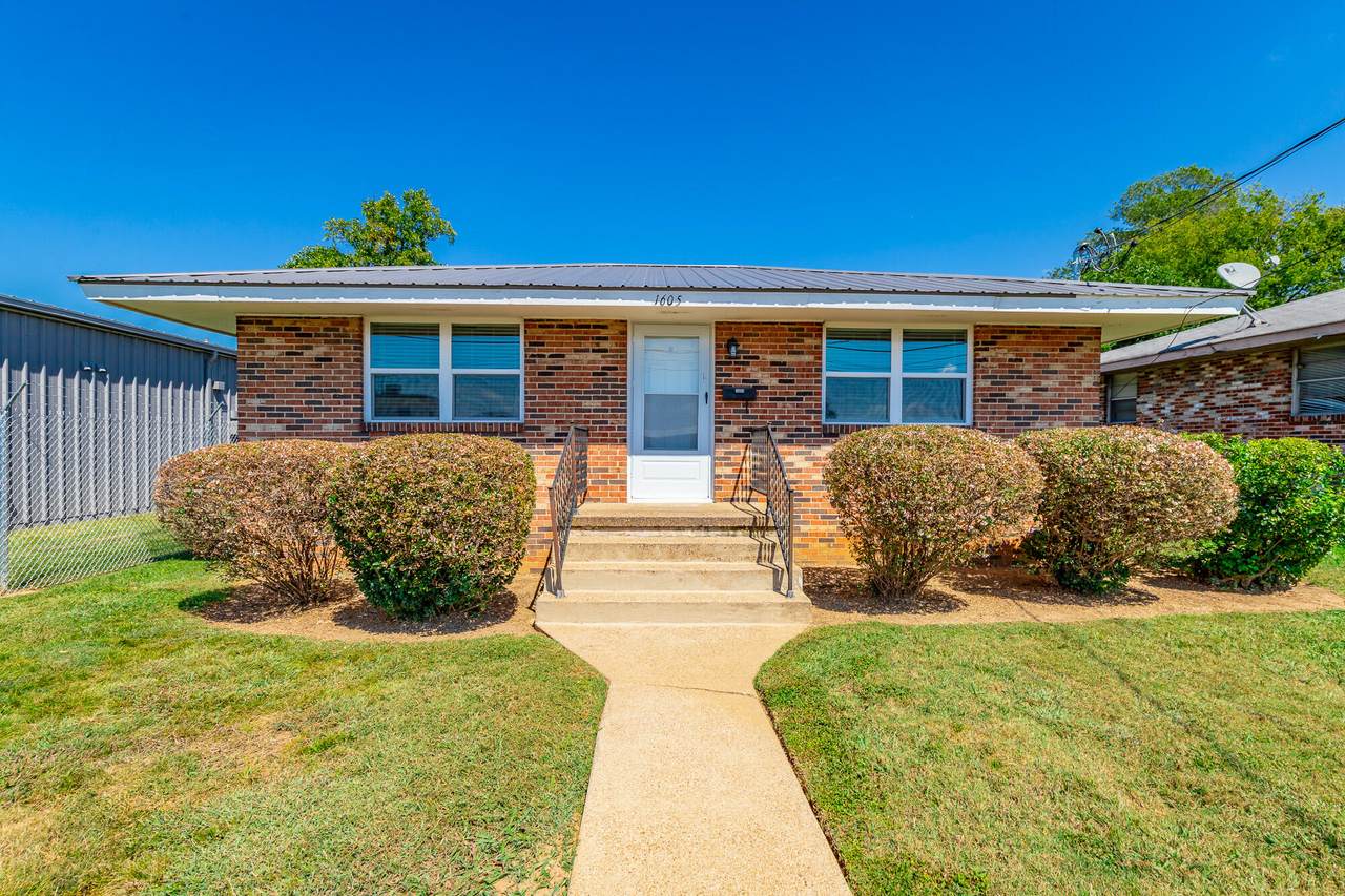 1605 Foust Street - Photo 1