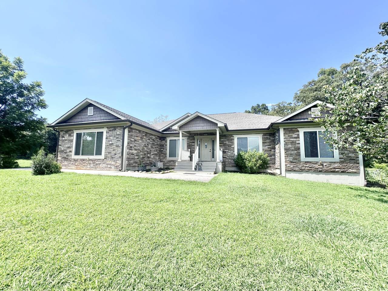 https://bt-photos.global.ssl.fastly.net/chattanooga/1280_boomver_1_1540176-2.jpg