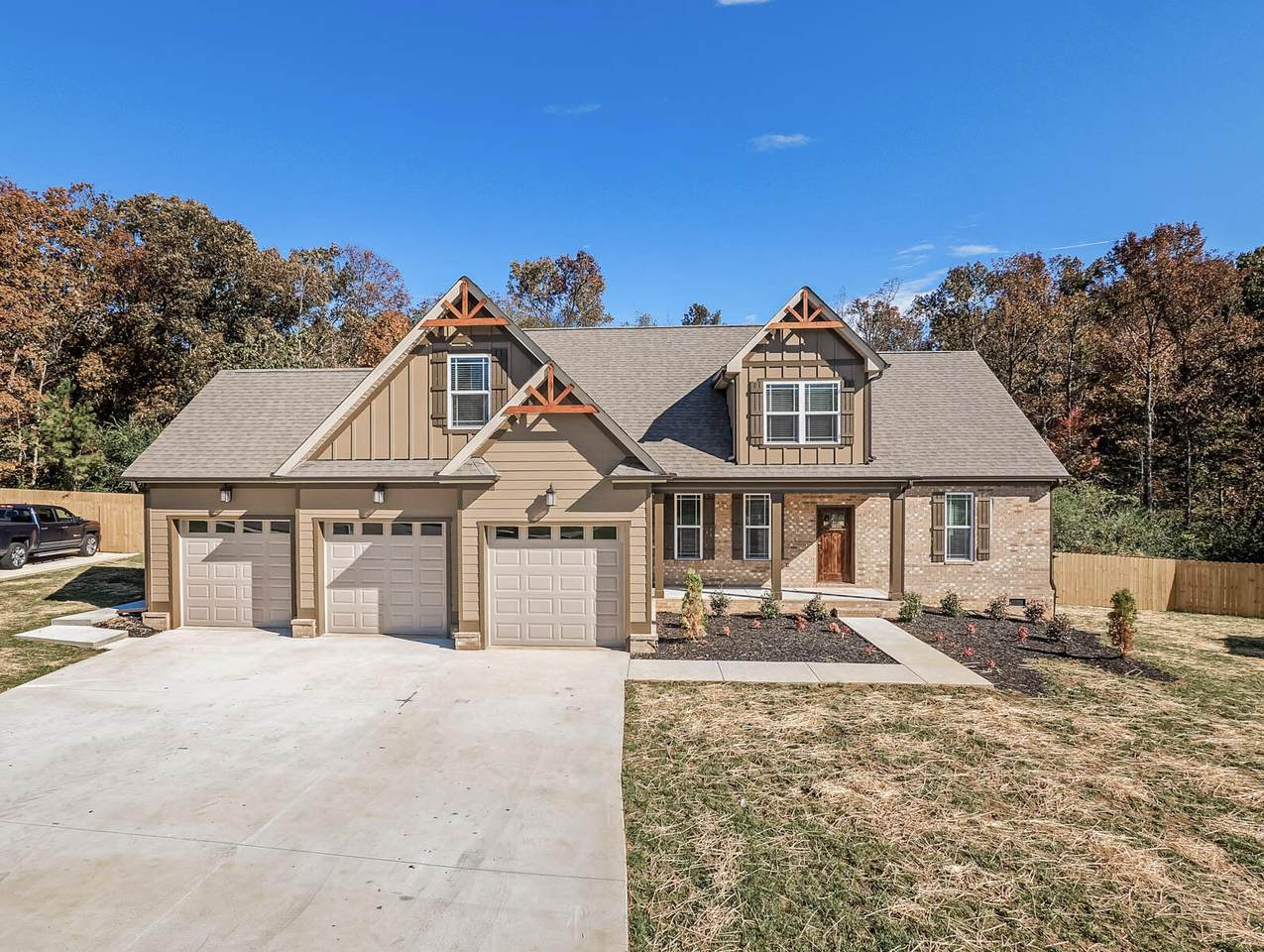 8052-79 Burgundy Circle - Photo 1
