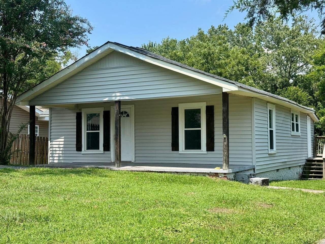 106 Champion Road - Photo 1