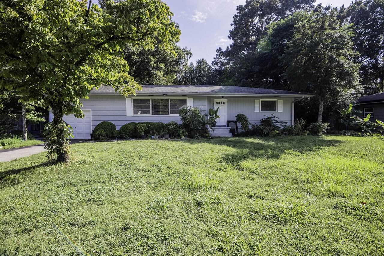3906 Fountain Avenue - Photo 1