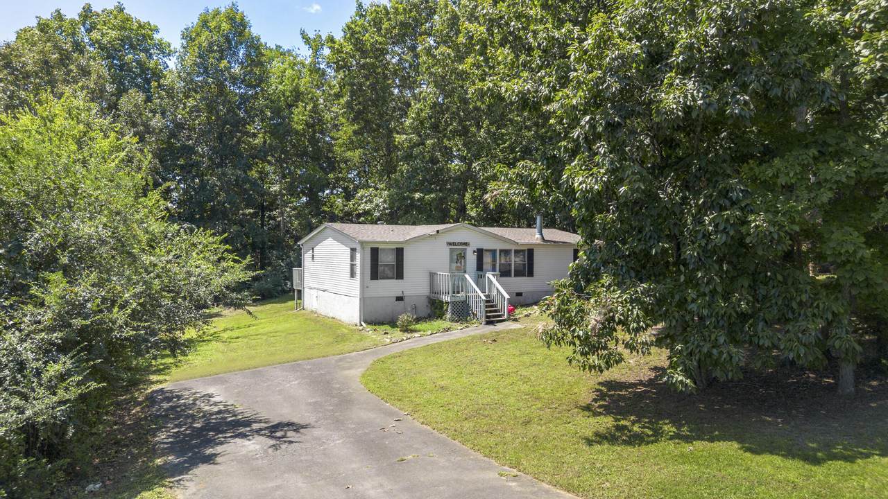 210 Meadows Lane - Photo 1