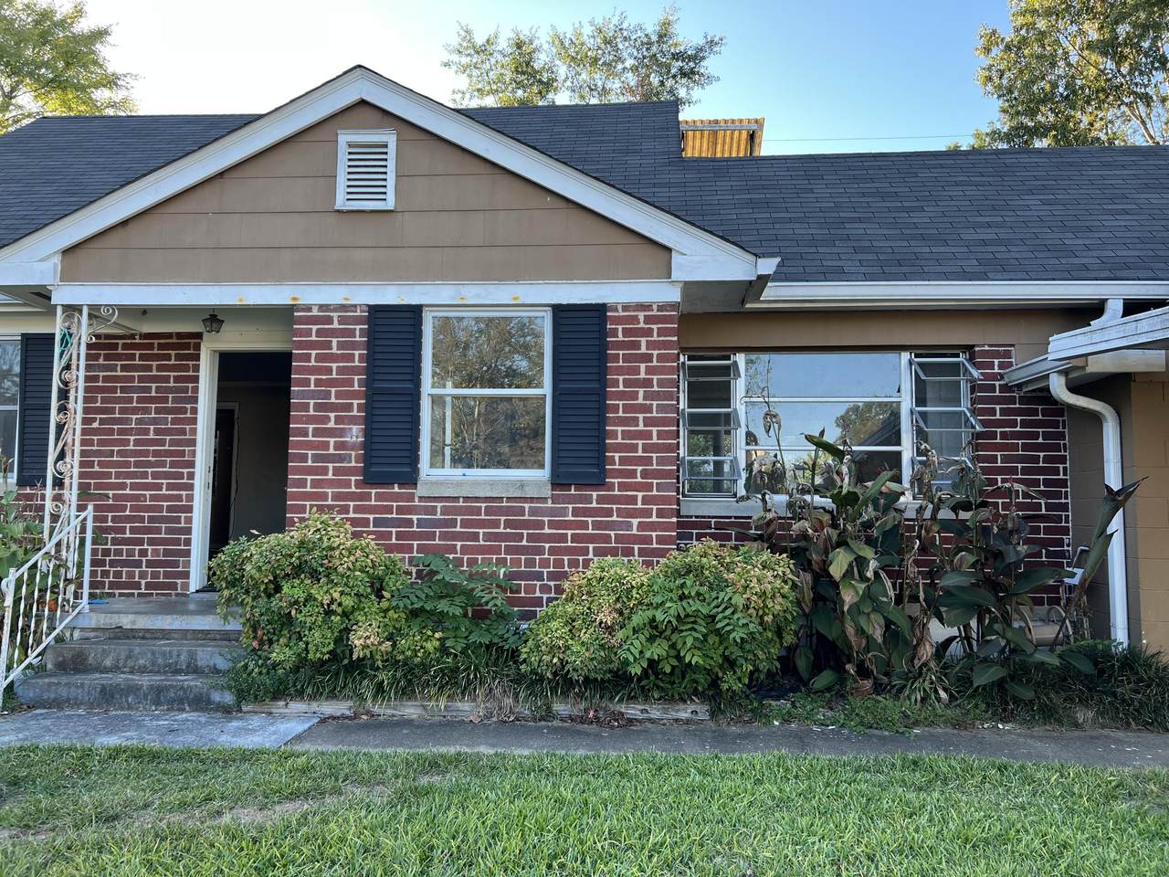 537 Wando Drive - Photo 1