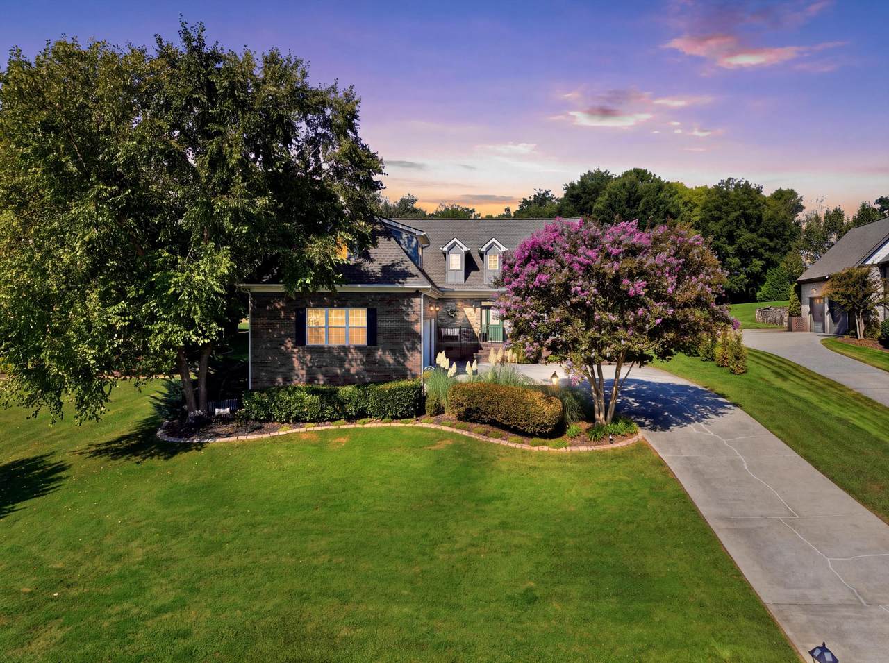 7345 Splendid View Drive - Photo 1