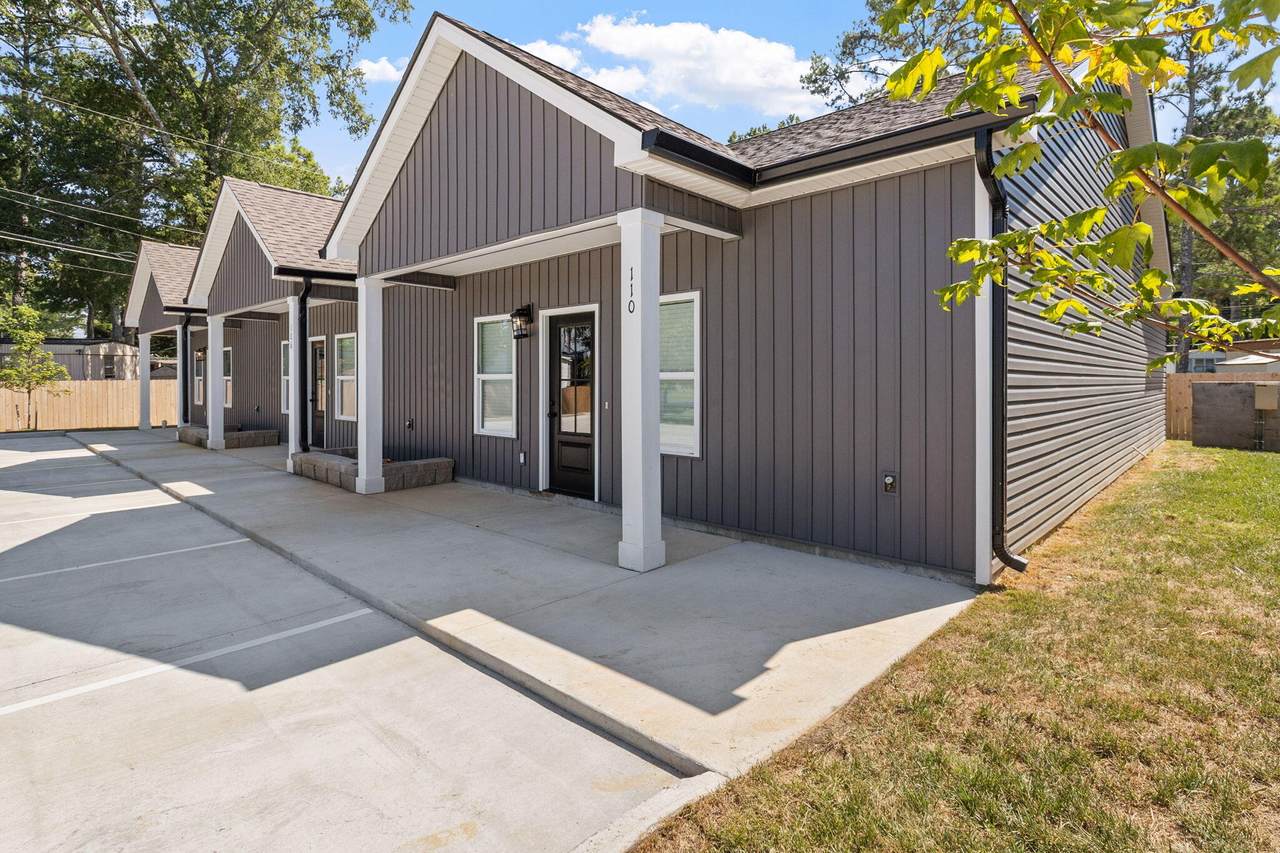 916-110 Airport Road - Photo 1