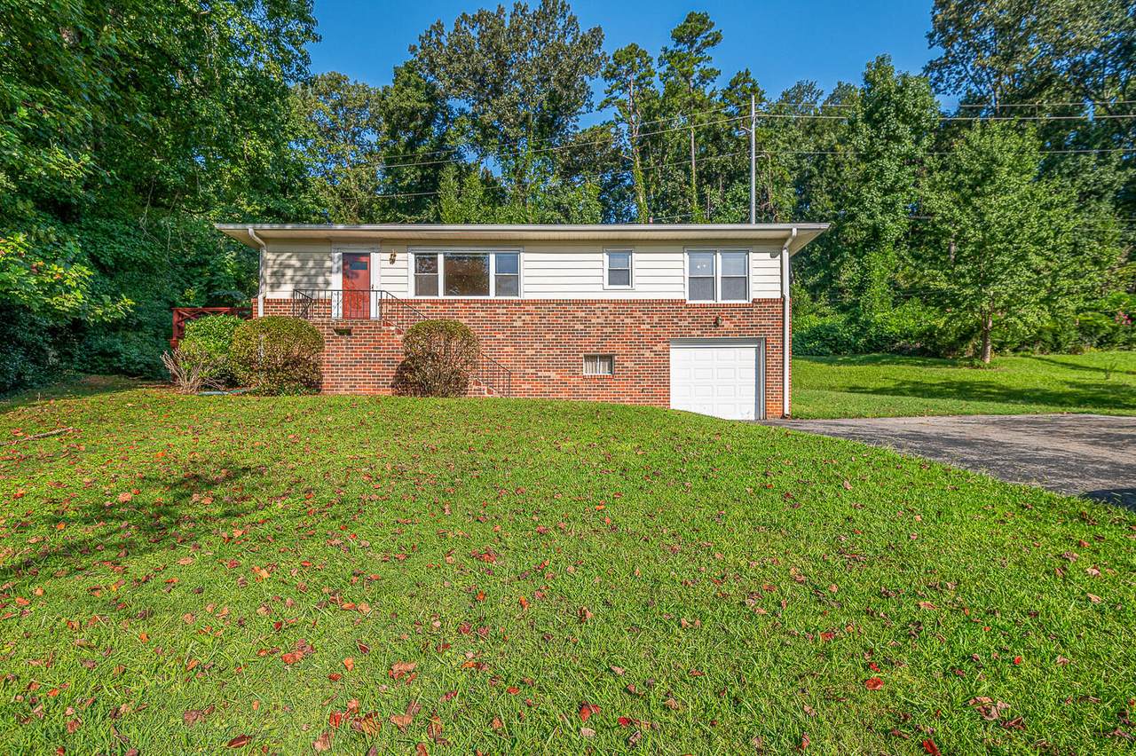 1619 Seminole Drive - Photo 1