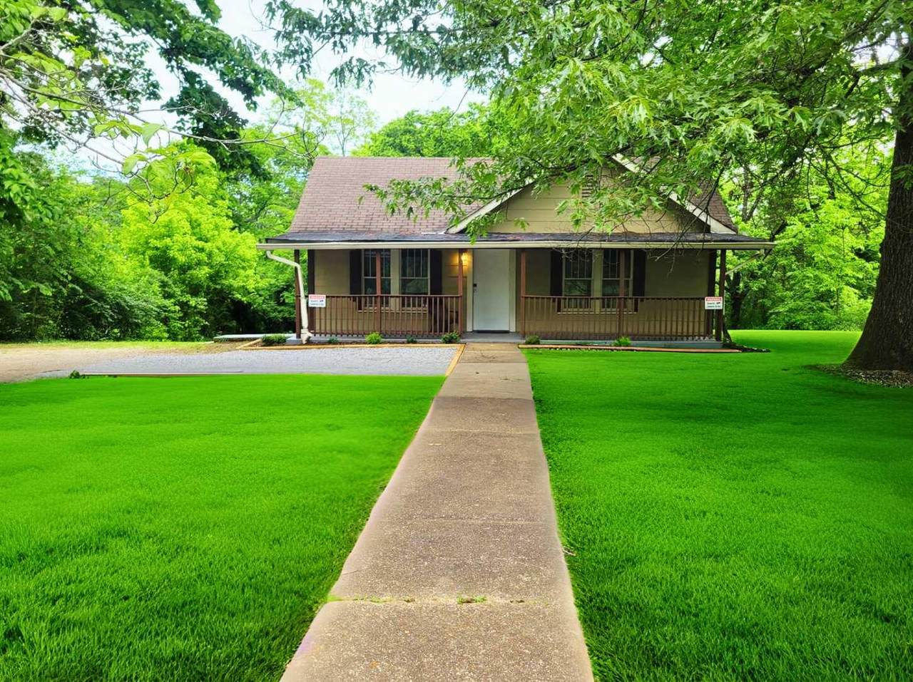 4139 Bonny Oaks Drive - Photo 1