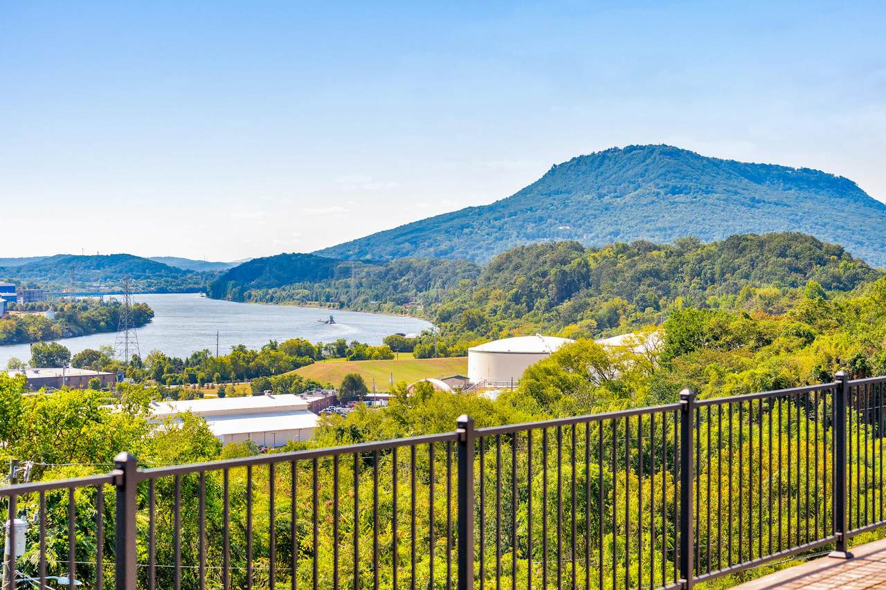 https://bt-photos.global.ssl.fastly.net/chattanooga/1280_boomver_1_1543521-2.jpg