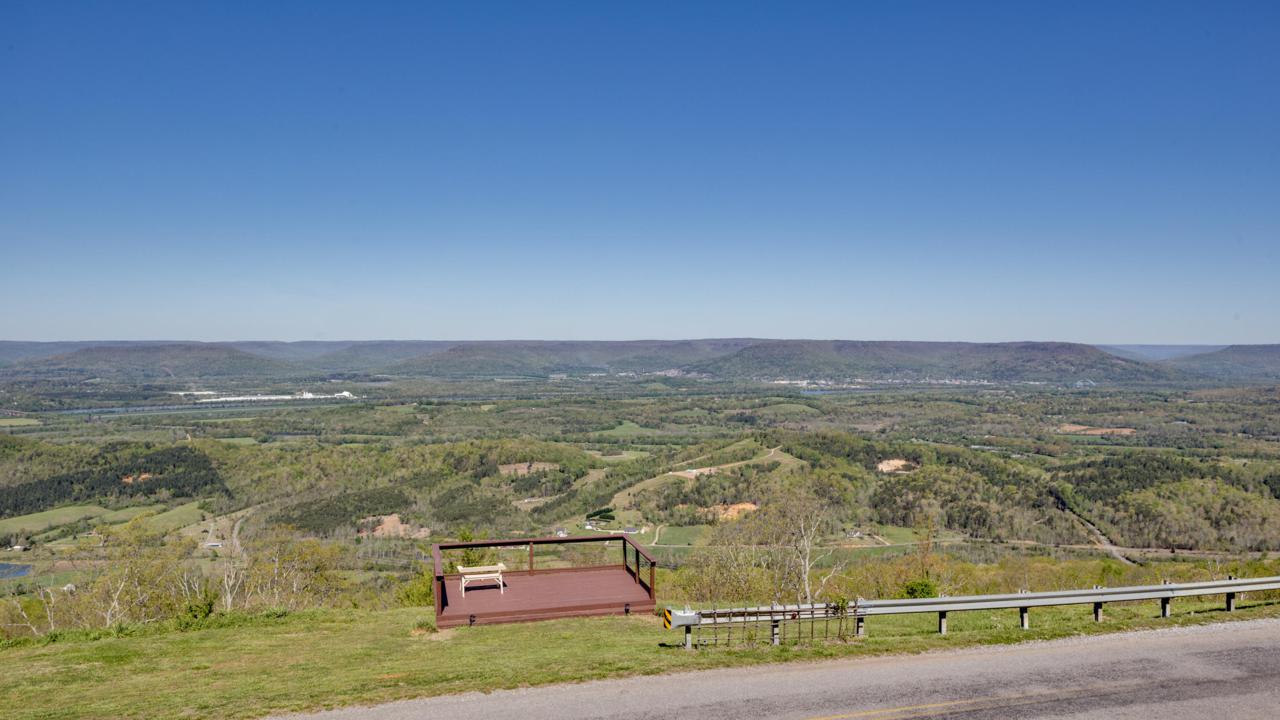 902 County Road 194 - Photo 1