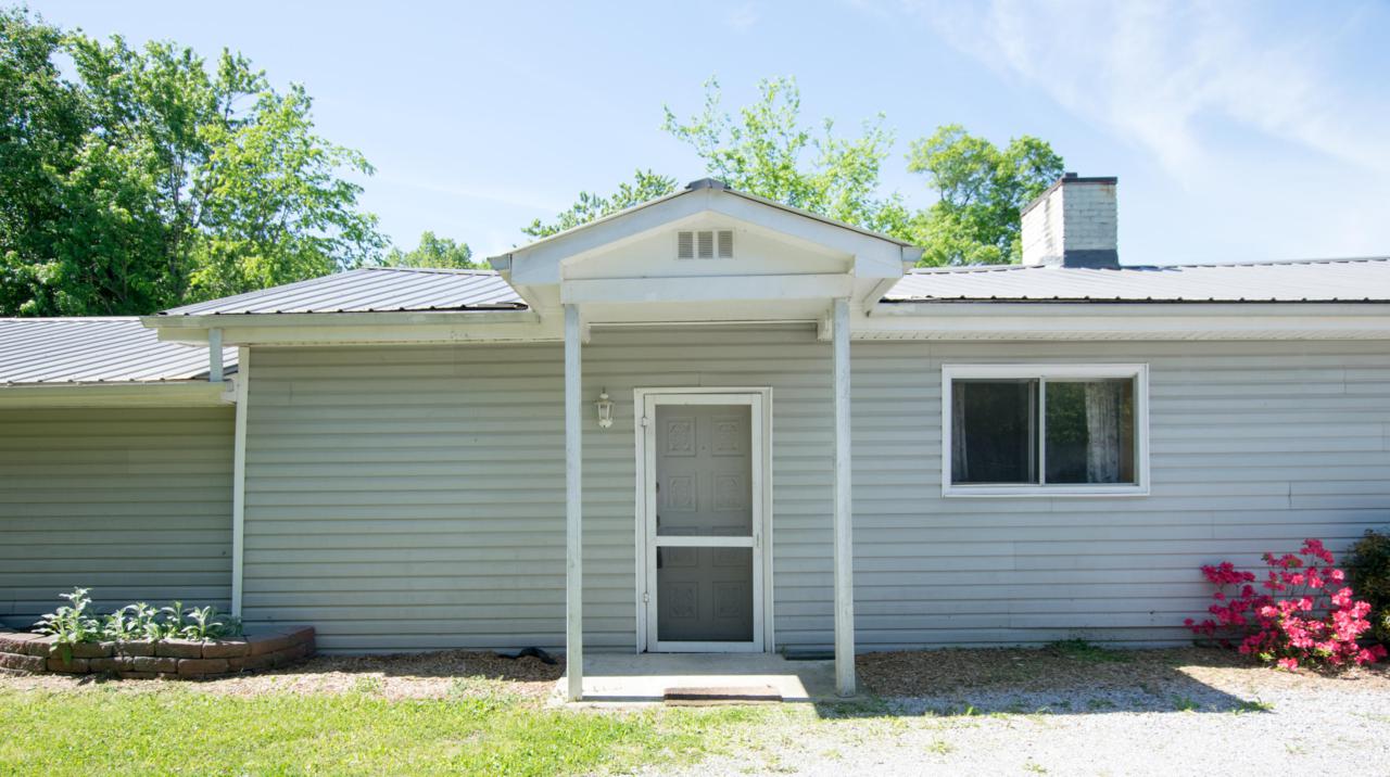5568 Clemons Rd - Photo 1