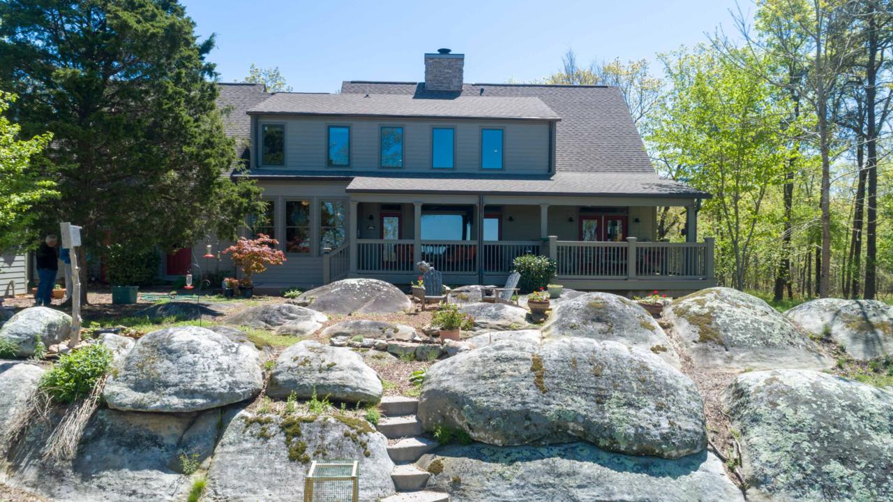 432 Bluff Rd - Photo 1
