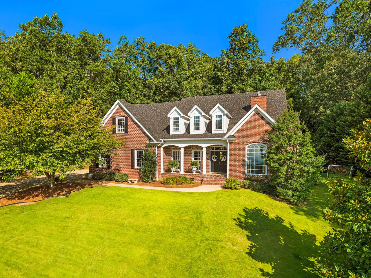 1121 Mountain Terrace - Photo 1