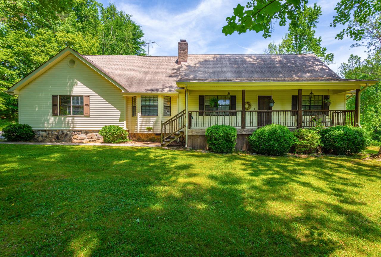 327 Kenny Ln - Photo 1