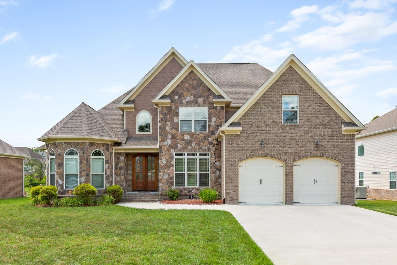 2067 Peterson Dr - Photo 1