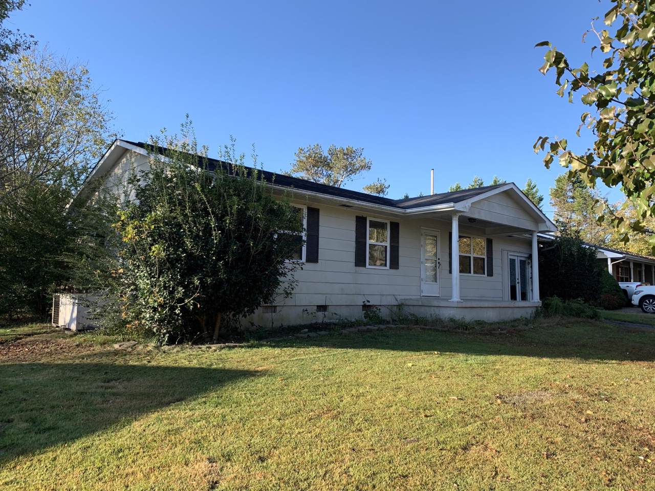 409 Wisteria Rd - Photo 1
