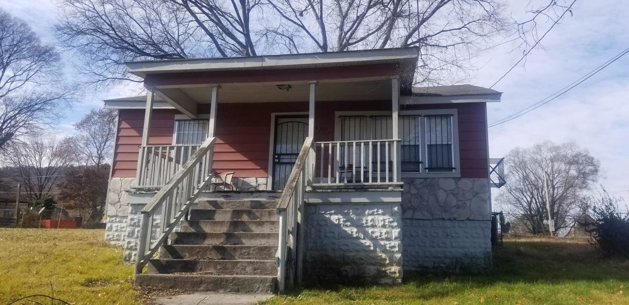 4201 Oakland Ave - Photo 1