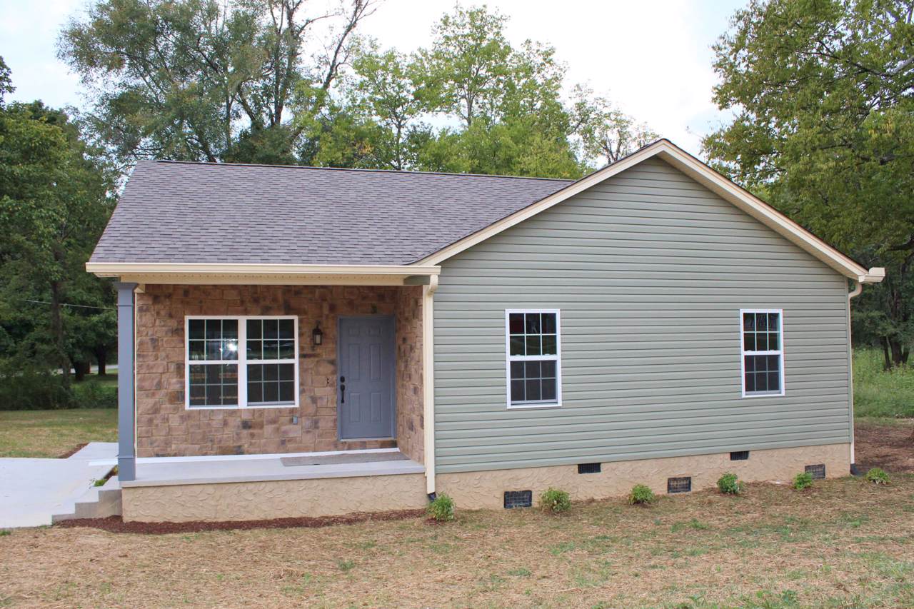 504 Retro Hughes Rd - Photo 1