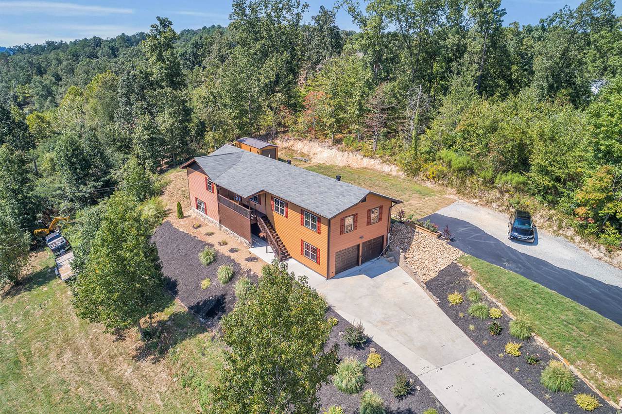 6921 Short Tail Springs Rd - Photo 1