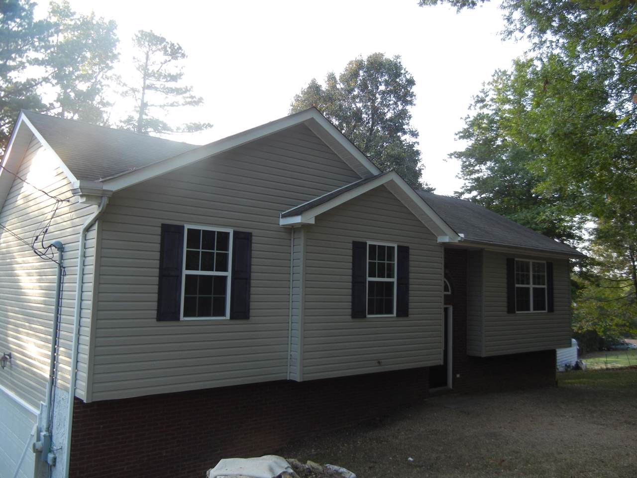 135 Mundy Dr - Photo 1