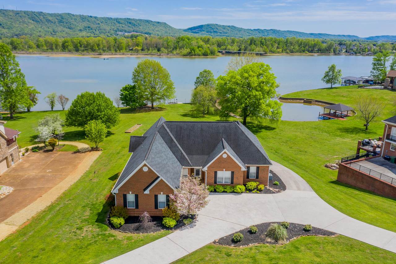 8423 Heron Cir - Photo 1