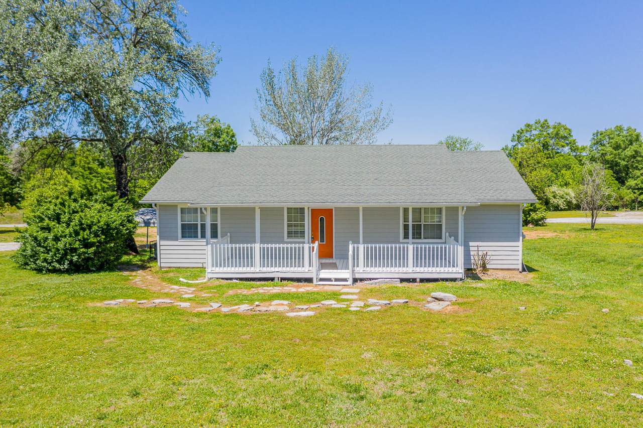 6286 Highway W 136 - Photo 1 6286 Highway W 136 - Photo 1