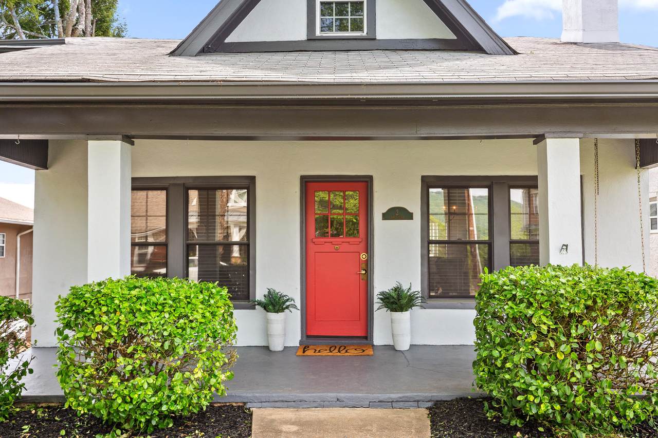 208 Brelsford Rd - Photo 1
