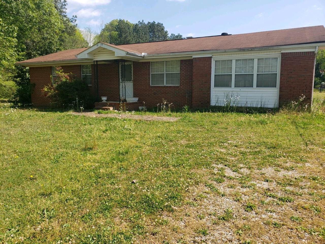 1841 Thrasher Pike - Photo 1