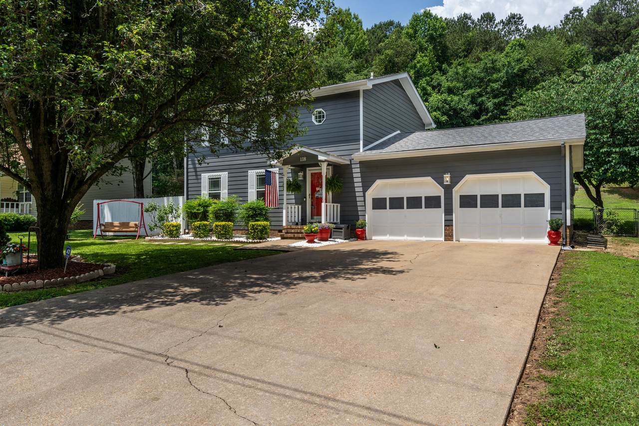118 Stanley Pkwy - Photo 1