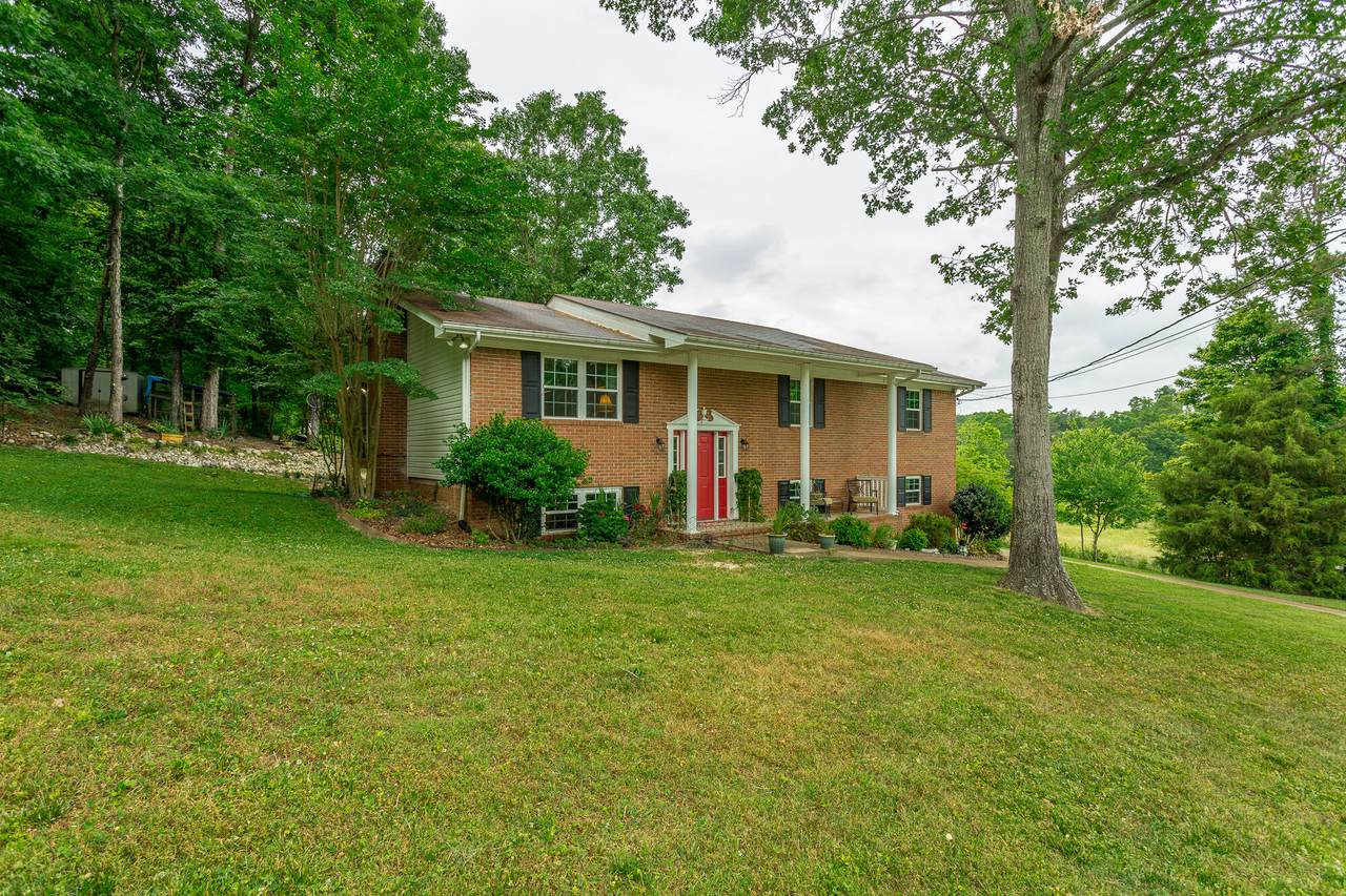 6933 Knollcrest Dr - Photo 1