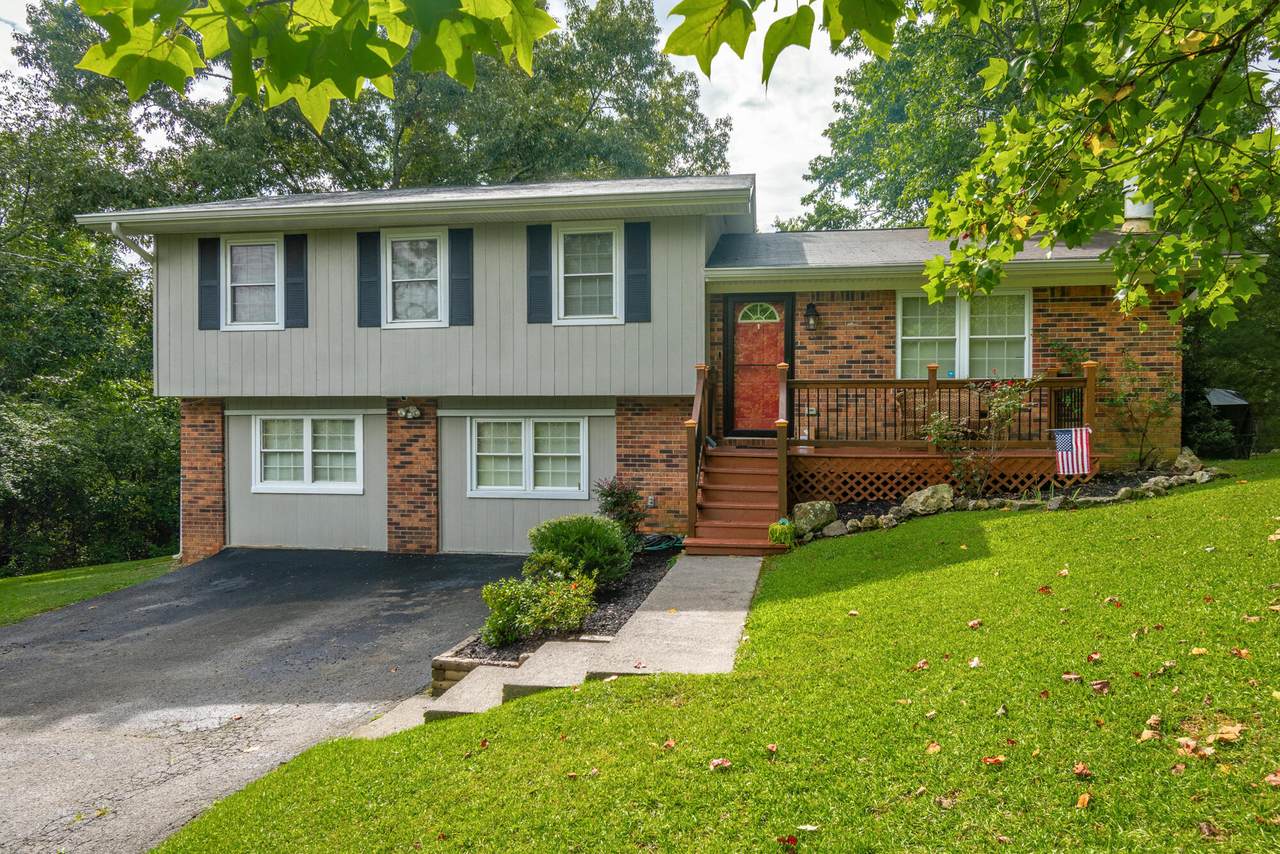 8153 Lakewinds Dr - Photo 1