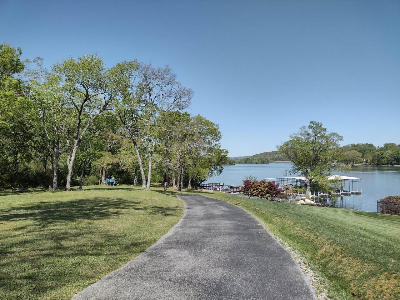 6900 Lakeshore Dr - Photo 1